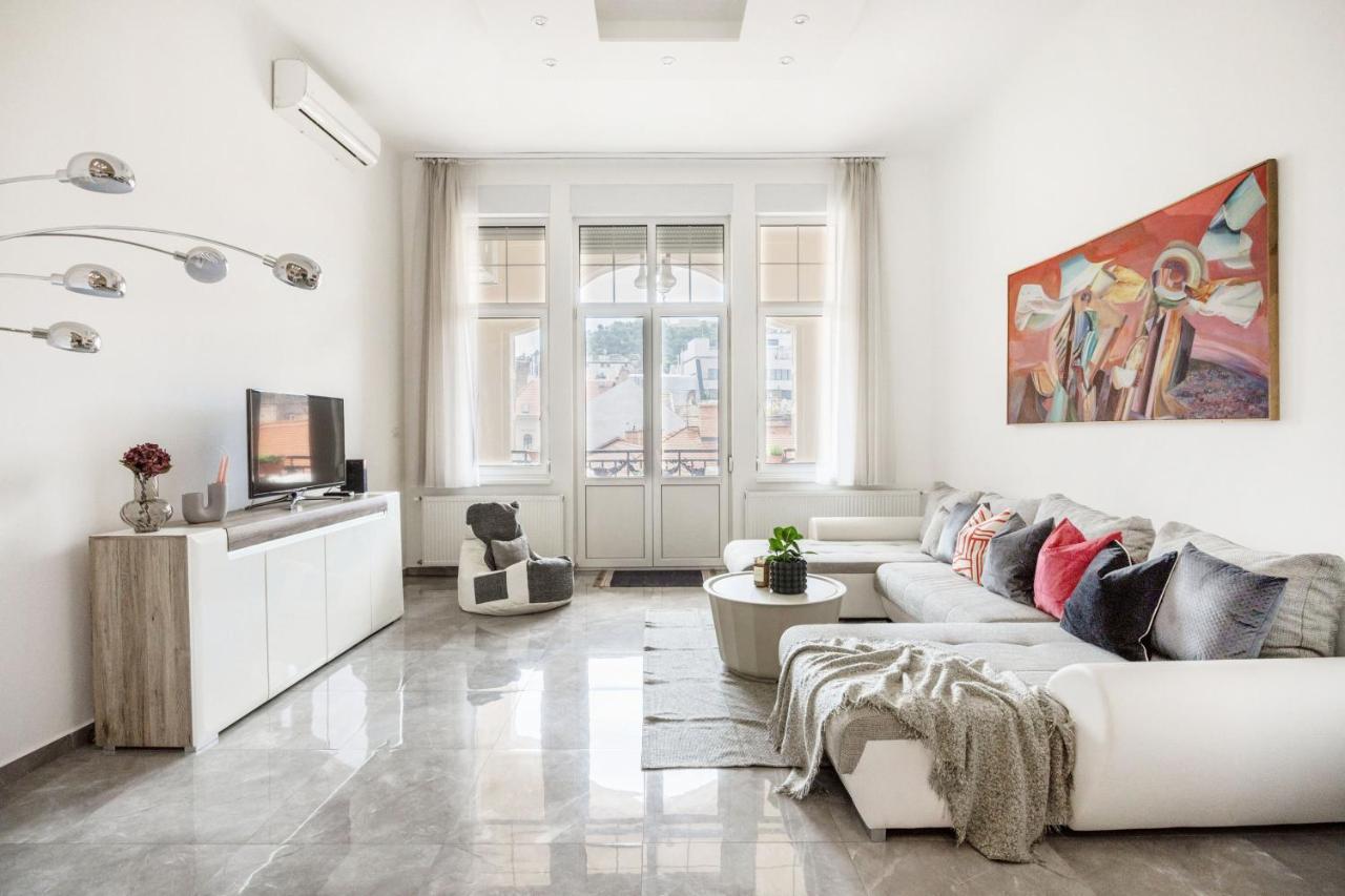 Appartement Walk To Vaci Street - Live In Lux Designer Apt W/ Amazing Views Boedapest